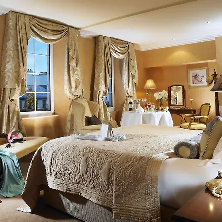 Royal Townhouse