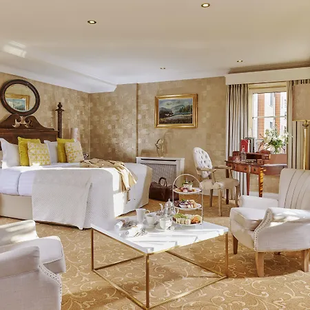 Royal Townhouse Hotel