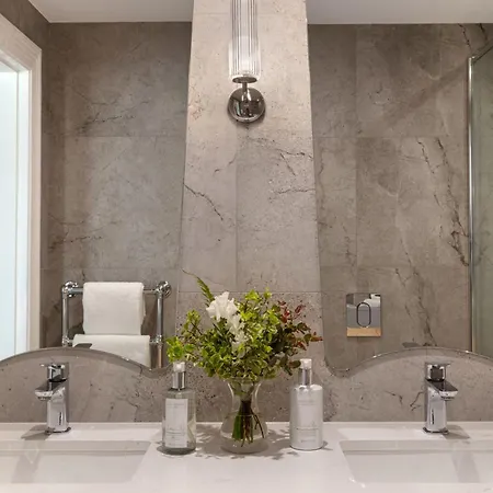 Otel Royal Townhouse