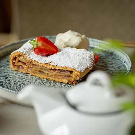 Royal Townhouse فندق كيلارني