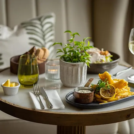 Royal Townhouse Hotel