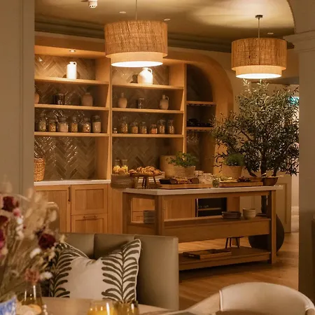 Royal Townhouse كيلارني