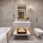 Royal Townhouse Hotell 4*